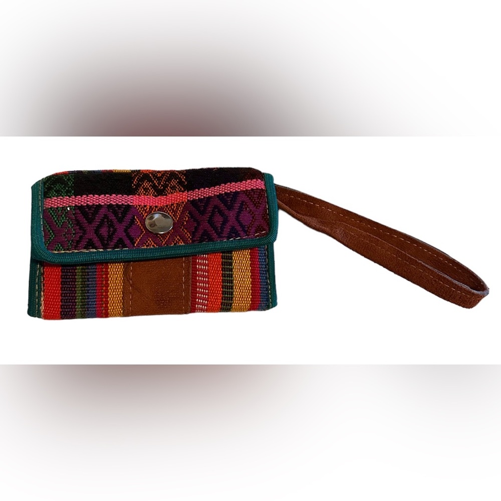 Authentically Guatemala made wristlet wallet